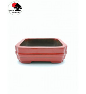 A008 (17x14.7x5.7 cm)