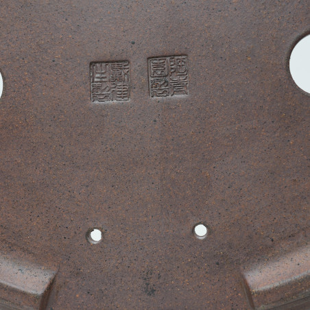 TQ45 (46.5x38.5x8 cm)