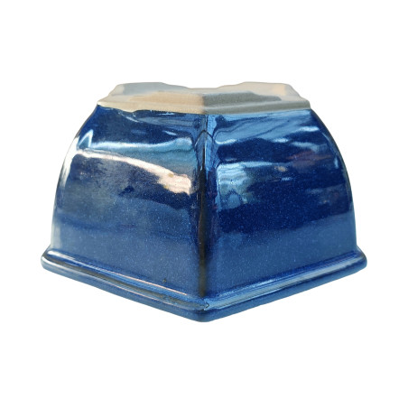 1111 (12.5 x 11 x 6.5 cm)