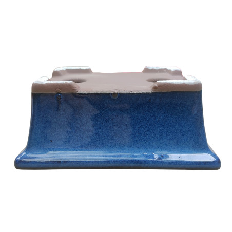 1528 (13.5 x 10 x 5.5 cm)